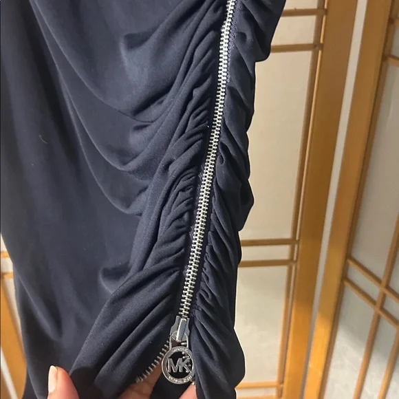 MICHAEL Michael Kors Black Sleeveless Draped Top - Picture 2 of 8